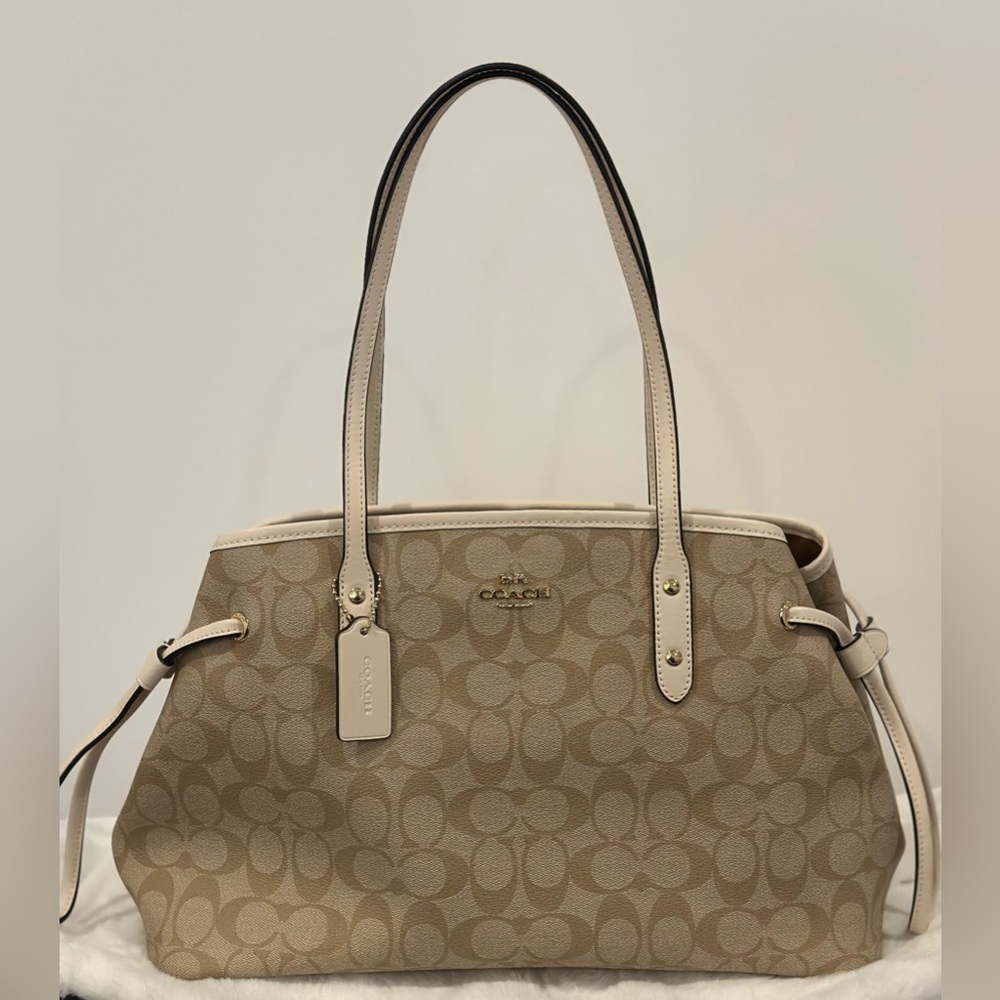 Coach Signature Drawstring Carryall Canvas Shoulder Bag Light Khaki Chalk, NWOT - Picture 8 of 15